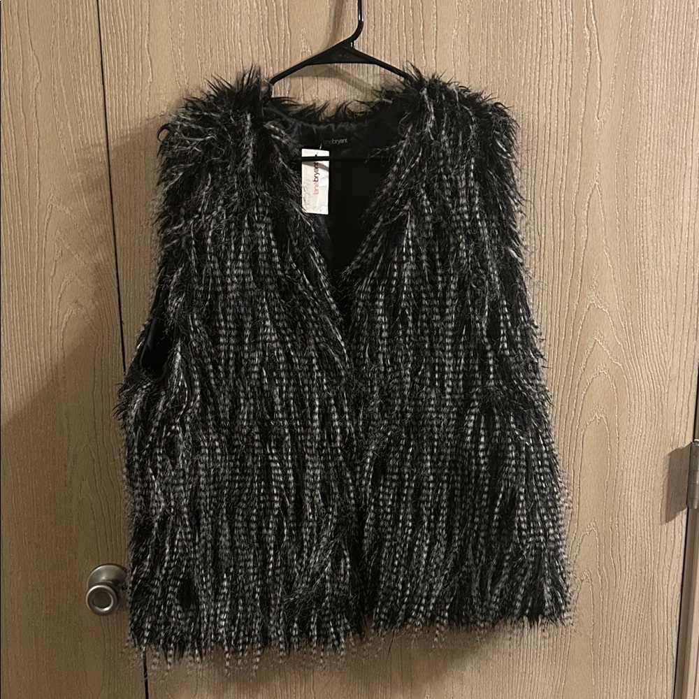 Lane Bryant Black and Gray Faux Fur Vest